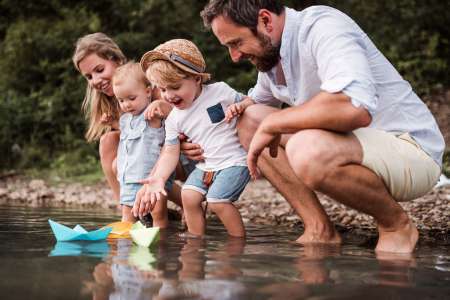 Entdeckungsreisen für Familien: Geheimnisvolle Spuren im Winter