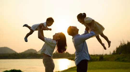 ONLINE: Mehrsprachigkeit in der Familie