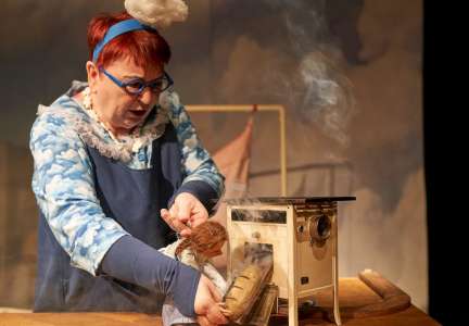 TheaterTage: Frau Holle TheaterTage: Frau Holle