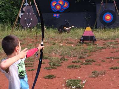 Bogenschießen für Kinder (8-13 Jahre) & ein Elternteil