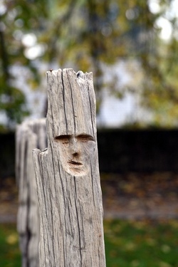 Mixed Media Sculpture – Dein kreatives Kunstwerk aus Holz mit Outer Circle e.V.
