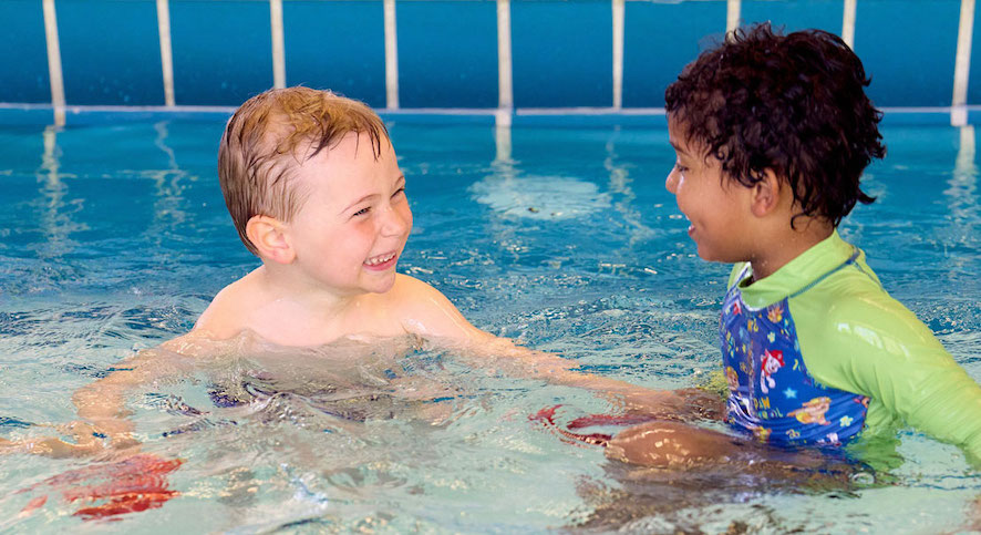 Schwimmkurse für Kinder ab 4 Jahren Schwimmkurse für Kinder ab 4 Jahren