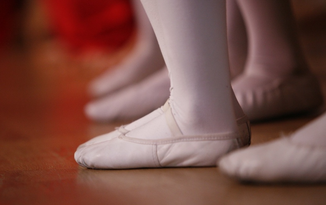 Neue Ballettgruppe für Kinder von 4 bis 6 Jahren Neue Ballettgruppe für Kinder von 4 bis 6 Jahren