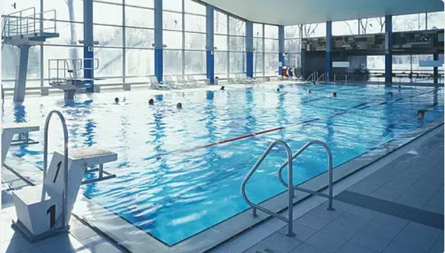 Hallenbad vorübergehend geschlossen Hallenbad vorübergehend geschlossen